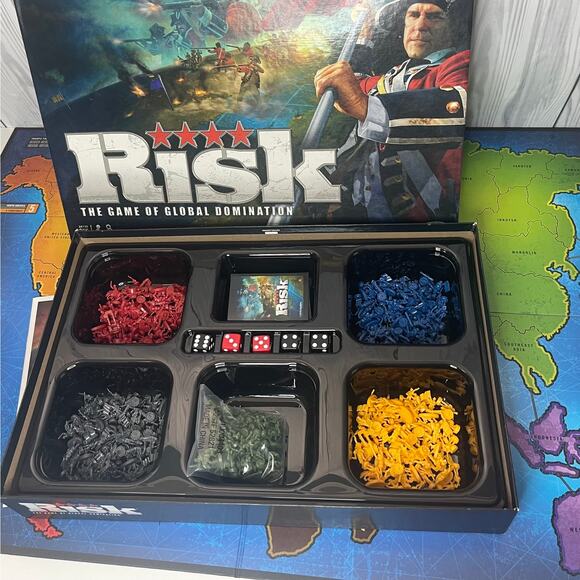 Risk The Game Of Global Domination (complete) Hasbro Board Game 2010 - Picture 1 of 7